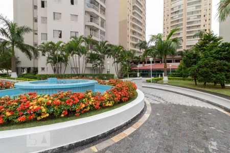 Apartamento à venda com 74m², 3 quartos e 1 vaga Apartamento à venda com 74m², 3 quartos e 1 vagaÁrea comum