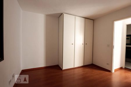 Quarto de apartamento para alugar com 1 quarto, 58m² em Vila Suzana, São Paulo
