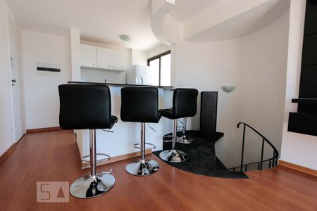 Sala de apartamento para alugar com 1 quarto, 58m² em Vila Suzana, São Paulo