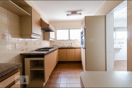 Apartamento à venda com 150m², 4 quartos e 2 vagasCozinha