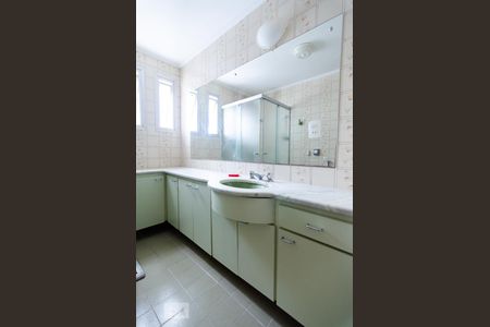 Apartamento à venda com 150m², 4 quartos e 2 vagasBanheiro