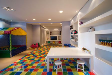 Apartamento à venda com 67m², 2 quartos e 1 vaga Apartamento à venda com 67m², 2 quartos e 1 vagaBrinquedoteca