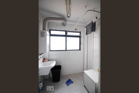 Apartamento para alugar com 85m², 3 quartos e 1 vagaÁrea de Serviço