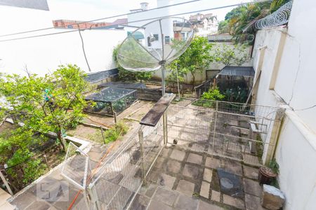 Casa à venda com 240m², 3 quartos e 7 vagas Casa à venda com 240m², 3 quartos e 7 vagasPátio