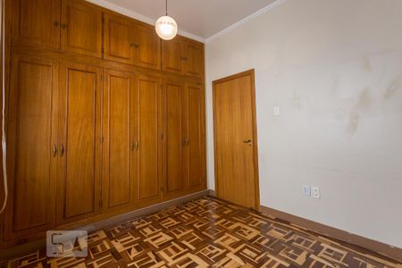 Quarto 1 de casa à venda com 3 quartos, 240m² em Menino Deus, Porto Alegre