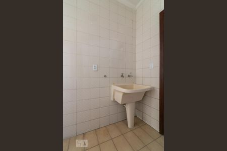 Casa para alugar com 184m², 4 quartos e 2 vagasÁrea de serviço 