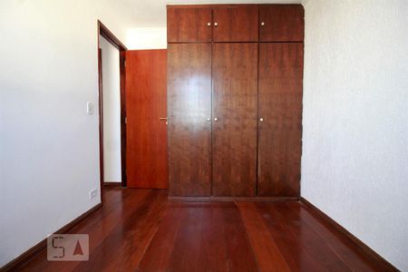 Quarto 1 de apartamento à venda com 2 quartos, 65m² em Jardim Pinheiros, São Paulo