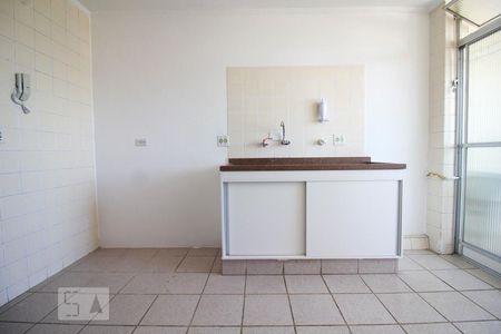 Apartamento à venda com 65m², 2 quartos e 1 vagaCozinha