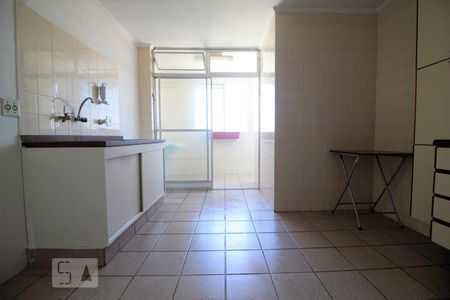 Apartamento à venda com 65m², 2 quartos e 1 vagaCozinha