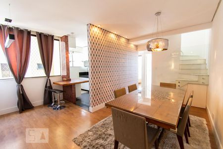 Salade Apartamento com 3 quartos, 154m² Ouro Preto