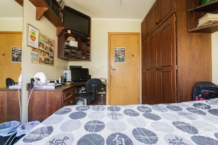 Quarto 1 de apartamento à venda com 3 quartos, 110m² em Mont Serrat, Porto Alegre