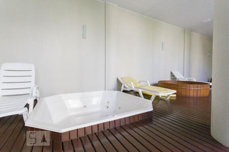 Apartamento à venda com 110m², 3 quartos e 2 vagas Apartamento à venda com 110m², 3 quartos e 2 vagasPiscina