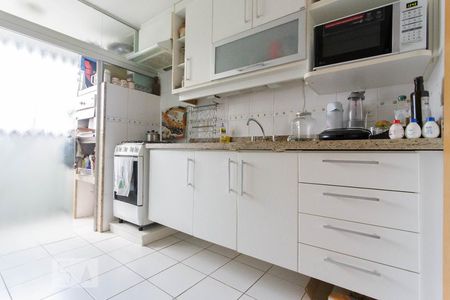 Apartamento à venda com 110m², 3 quartos e 2 vagas Apartamento à venda com 110m², 3 quartos e 2 vagasCozinha