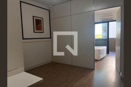 Sala/Quarto de apartamento para alugar com 1 quarto, 55m² em Centro, Campinas