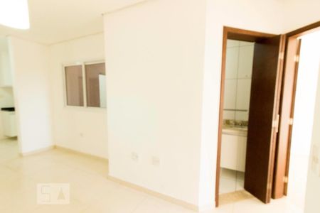 Sala de apartamento para alugar com 2 quartos, 54m² em Campestre, Santo André