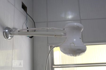 Banheiro da Suíte de casa para alugar com 1 quarto, 50m² em Umuarama, Osasco