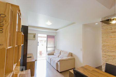 Sala de apartamento à venda com 2 quartos, 55m² em Pechincha, Rio de Janeiro