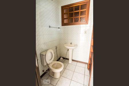 Casa à venda com 130m², 3 quartos e 1 vagaBanheiro 2