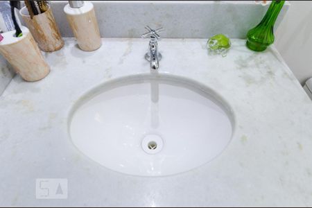 Banheiro de apartamento à venda com 2 quartos, 52m² em Centro, São Bernardo do Campo