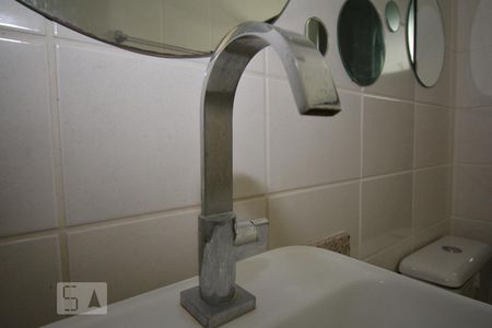 Apartamento à venda com 56m², 2 quartos e 1 vagaBanheiro - Torneira