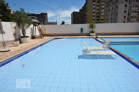 Apartamento à venda com 56m², 2 quartos e 1 vagaÁrea comum - Piscina
