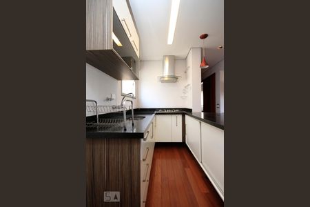 Apartamento à venda com 62m², 1 quarto e 1 vagaCozinha