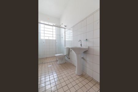 Casa para alugar com 160m², 4 quartos e 2 vagas Casa para alugar com 160m², 4 quartos e 2 vagasBanheiro