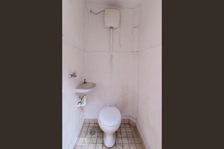 Casa para alugar com 160m², 4 quartos e 2 vagas Casa para alugar com 160m², 4 quartos e 2 vagasBanheiro 2