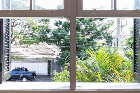 Casa para alugar com 160m², 4 quartos e 2 vagas Casa para alugar com 160m², 4 quartos e 2 vagasJanela Quarto 3