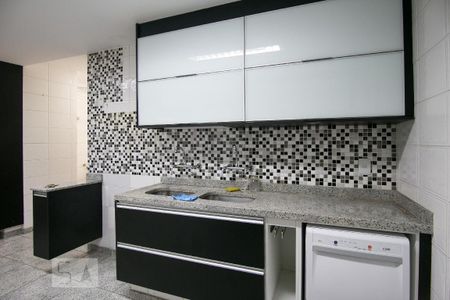 Armários cozinha de apartamento para alugar com 4 quartos, 174m² em Tijuca, Rio de Janeiro