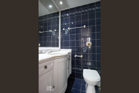 Apartamento para alugar com 174m², 4 quartos e 2 vagasBanheiro suíte 1