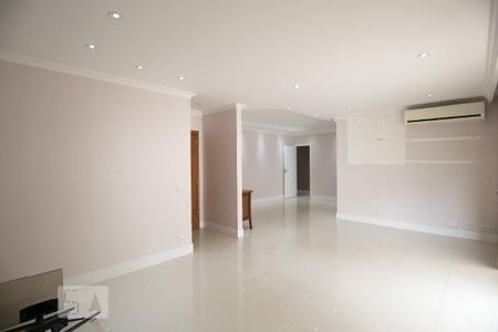 Apartamento para alugar com 174m², 4 quartos e 2 vagasSala