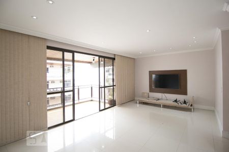 Apartamento para alugar com 174m², 4 quartos e 2 vagasSala