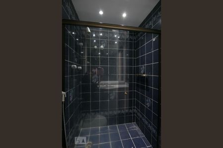 Apartamento para alugar com 174m², 4 quartos e 2 vagasBox blindex
