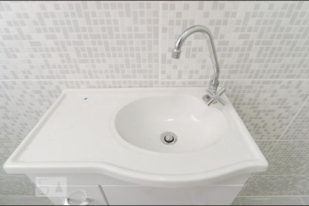 Banheiro de casa à venda com 2 quartos, 100m² em Vila Santa Teresa, Santo André