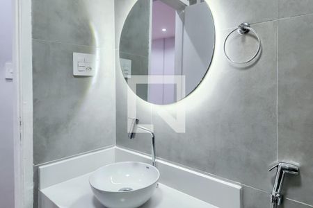Banheiro  de apartamento para alugar com 1 quarto, 47m² em Botafogo, Rio de Janeiro