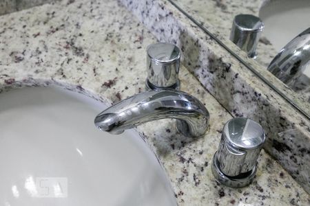 Studio para alugar com 35m², 1 quarto e 1 vagaDetalhe banheiro