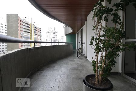 Varanda de apartamento para alugar com 4 quartos, 160m² em Jardim Ampliacao, São Paulo