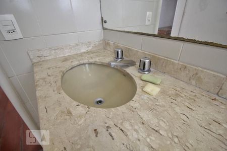 Pia de apartamento para alugar com 4 quartos, 160m² em Jardim Ampliacao, São Paulo