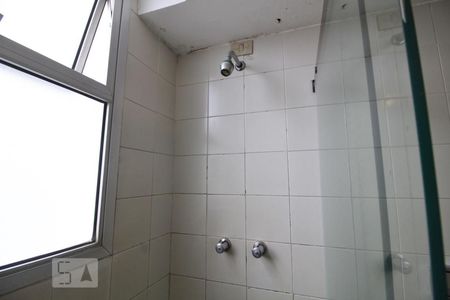 Chuveiro de apartamento para alugar com 4 quartos, 160m² em Jardim Ampliacao, São Paulo