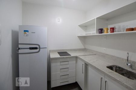 Cozinha de apartamento para alugar com 1 quarto, 44m² em Centro, São Paulo