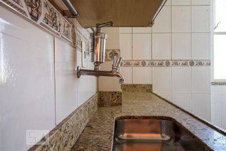 Apartamento para alugar com 74m², 2 quartos e 1 vagaCozinha