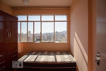 Quarto de apartamento para alugar com 2 quartos, 74m² em Barro Preto, Belo Horizonte