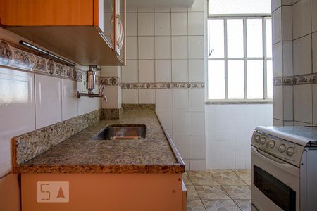 Apartamento para alugar com 74m², 2 quartos e 1 vagaCozinha