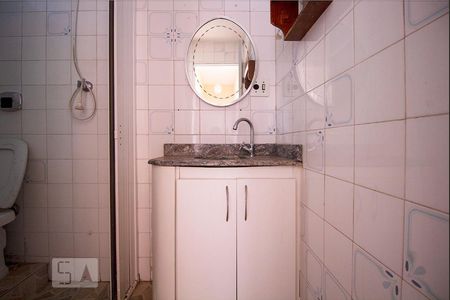 Banheiro de apartamento para alugar com 2 quartos, 74m² em Barro Preto, Belo Horizonte