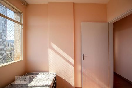 Quarto de apartamento para alugar com 2 quartos, 74m² em Barro Preto, Belo Horizonte