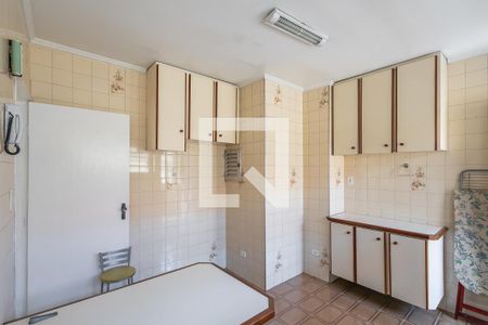 Cozinha de apartamento à venda com 2 quartos, 62m² em Vila Madalena, São Paulo