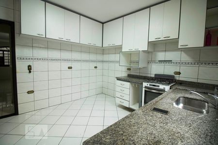 Casa à venda com 130m², 2 quartos e 1 vagaCozinha