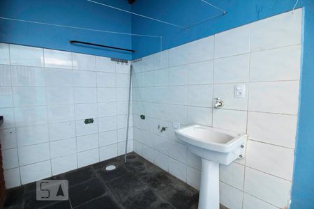 Casa à venda com 130m², 2 quartos e 1 vagaÁrea de serviço 