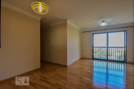 Sala de apartamento à venda com 3 quartos, 77m² em , São Paulo